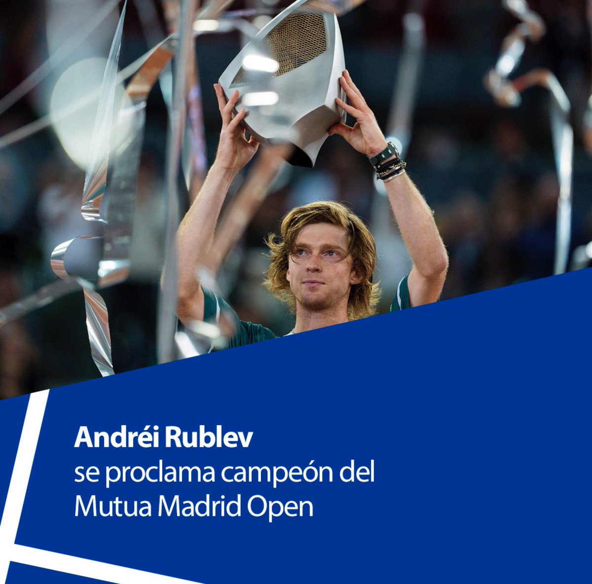 .@AndreyRublev97, campeón del @MutuaMadridOpen tras vencer al canadiense @felixtennis en tres sets. ¡Enhorabuena!