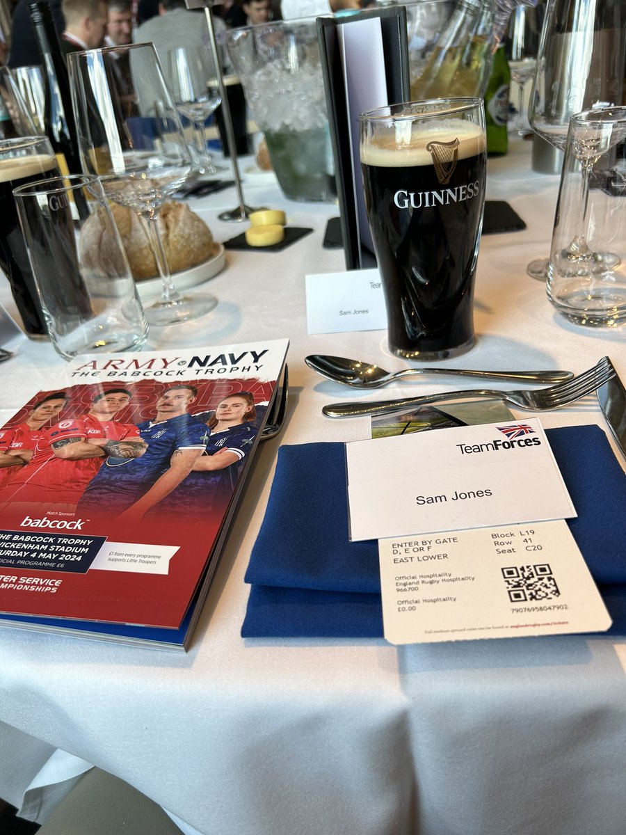 What a weekend it has been! @UKAFRugby vs @Harlequins Academy Then, @armyrugbyunion vs @RNRugby in the Team Forces hospitality. It has been such an honour to have been provided with these opportunities. I’m just getting started and loving every minute of media journey.