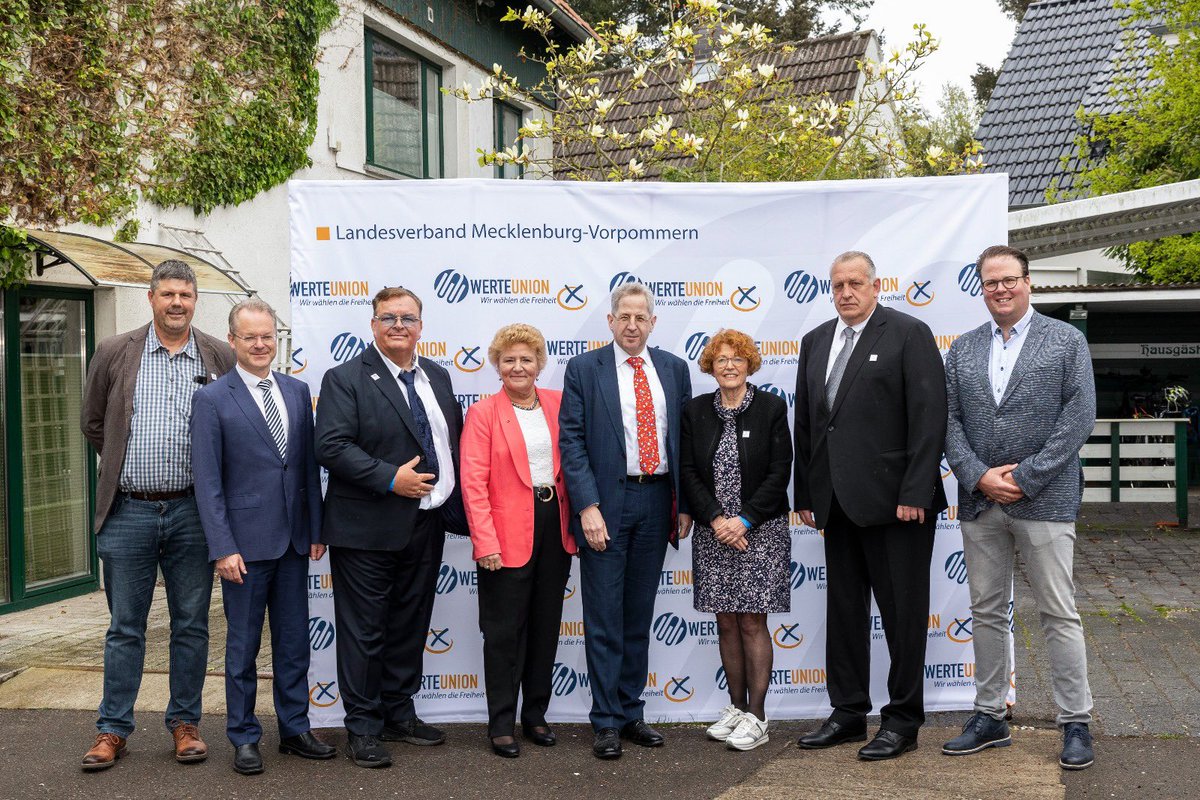 Willkommen Mecklenburg-Vorpommern!

Heute in Binz auf Rügen die Gründung des Landesverbandes Mecklenburg-Vorpommern der #WerteUnion. 

Ich gratuliere herzlich Stefanie Voigt zur Wahl als Landesvorsitzende sowie den weiteren Mitgliedern des Landesvorstands. Jetzt geht's los!…