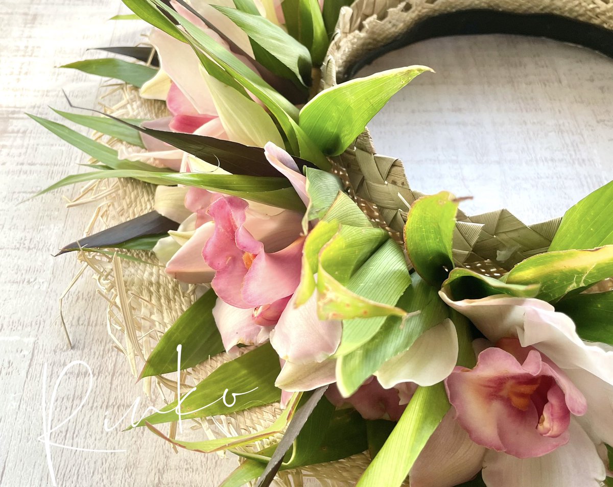 leiciousbyrin's tweet photo. Lei Po’o💐Cymbidium

#leimaking #hawaiianlei #flowerlei #hawaii #レイメイキング #ハワイアンレイ #フラワーレイ #ハワイ #ハワイアンカルチャー #ハワイ大好き #シンビジウム https://t.co/YnkmEEY0Wv