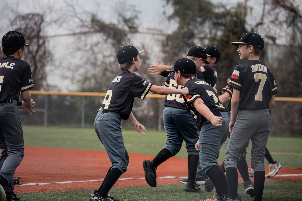 Some action shots I got from a few weekends ago.
.
#baseball #Leaguecity #LClittleleague #littleleague #Sportsphotography  #SportsPhotography #ActionShots #SportsAction #GameDayPhotography #AthletePortraits #CaptureTheMoment #SportingMoments #TeamPhotography #ActionPhotography