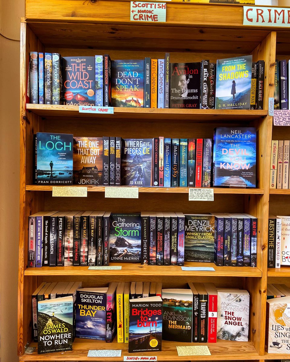 CRIME of the Scottish (and Scandi) variety #SundayShelfie!
We have a few signed copies of Lin Anderson's latest (as well as Val McDermid's amazing QUEEN MACBETH)....
And YES, we're open BANK HOLIDAY MONDAY: 10am till 4.30pm 👌😃