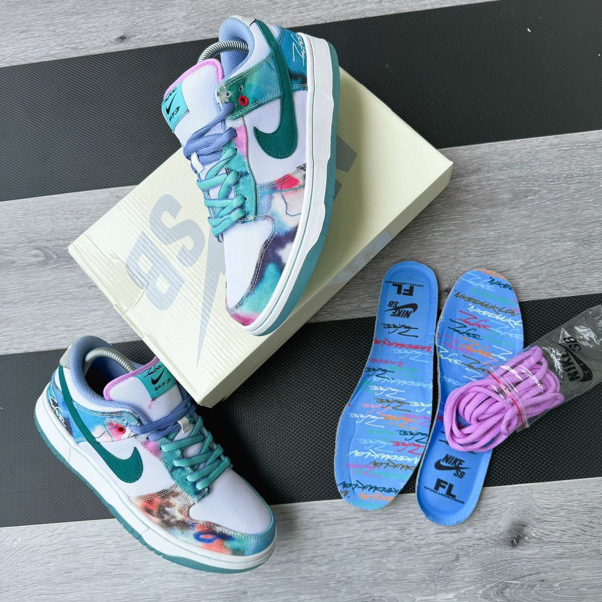 Futura Lab dunks