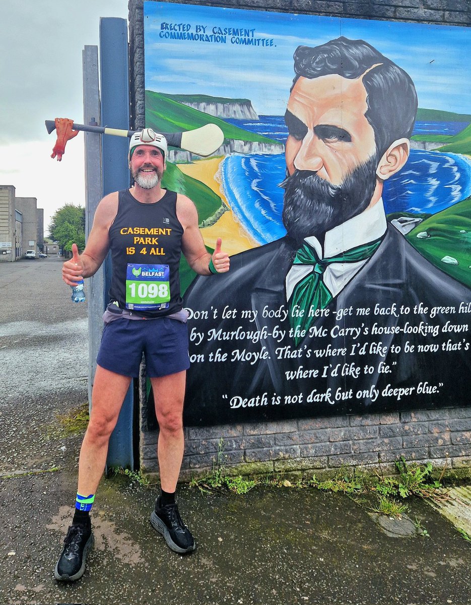 Running for the Casement Park project today in the Belfast marathon, and stopped en route for a snap with the main man.   Let's get it built @AontroimGAA @UlsterGAA @officialgaa @conormurphysf
