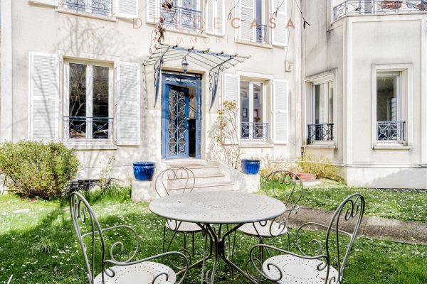 Maison NOGENT SUR MARNE (94130) 1 495 000 € Superficie : 207 m² |  Nombre de pièce : 8 | Nombre de chambre : 4 #realestate #paris #realtor | contact 06 21 01 77 13
