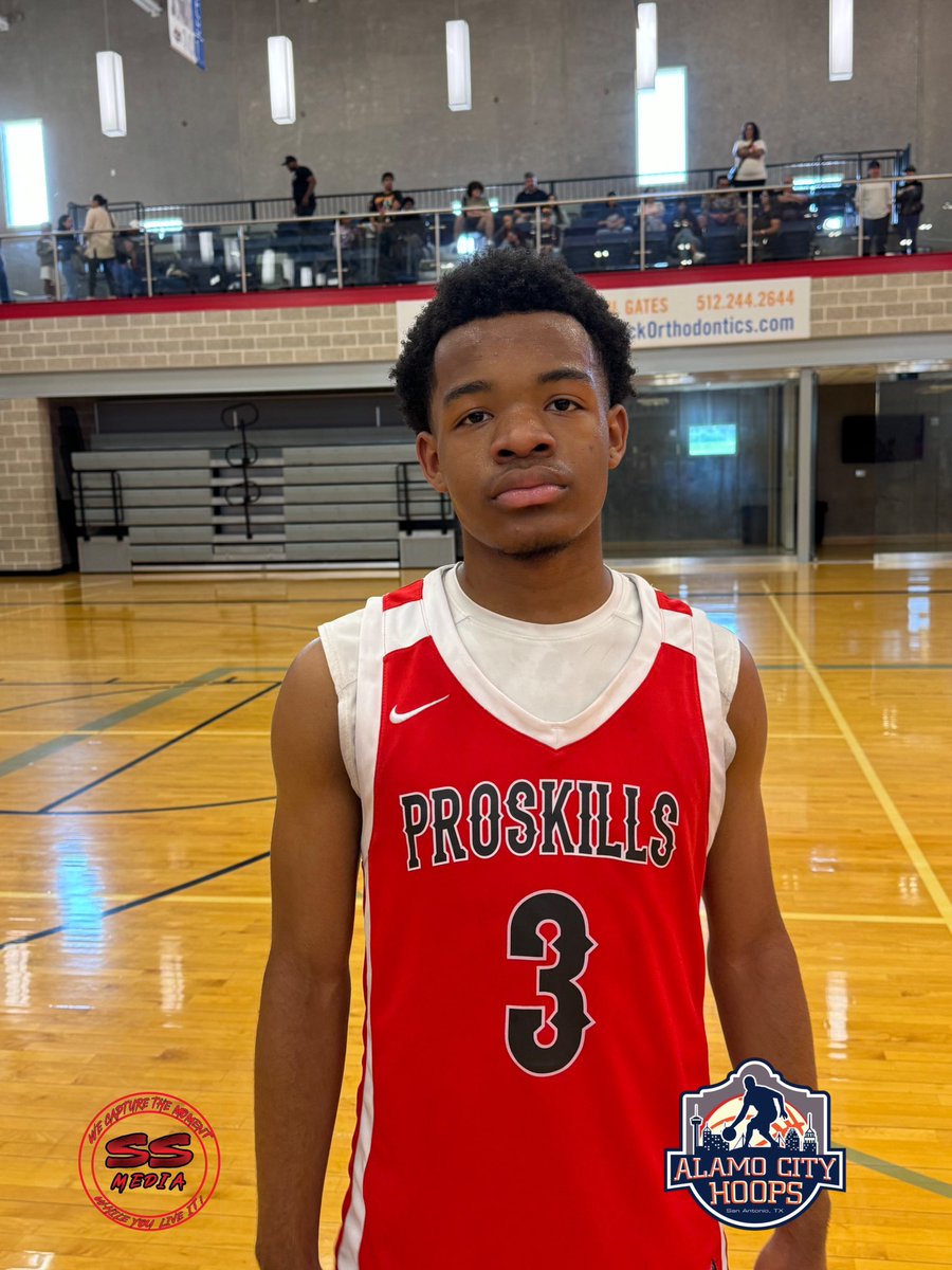 SS Media AAU Highlight Coverage @AlamoCityHoops1 #CenTXHoopsfest @ProSkillsSATX 27’s Black 51 vs @DriveNationCen1 27’s 45 Players of the game: @joel_zolicoffer came out with that “I will not lose” attitude and focused ready to win. He scored 13 points to lead his team to…