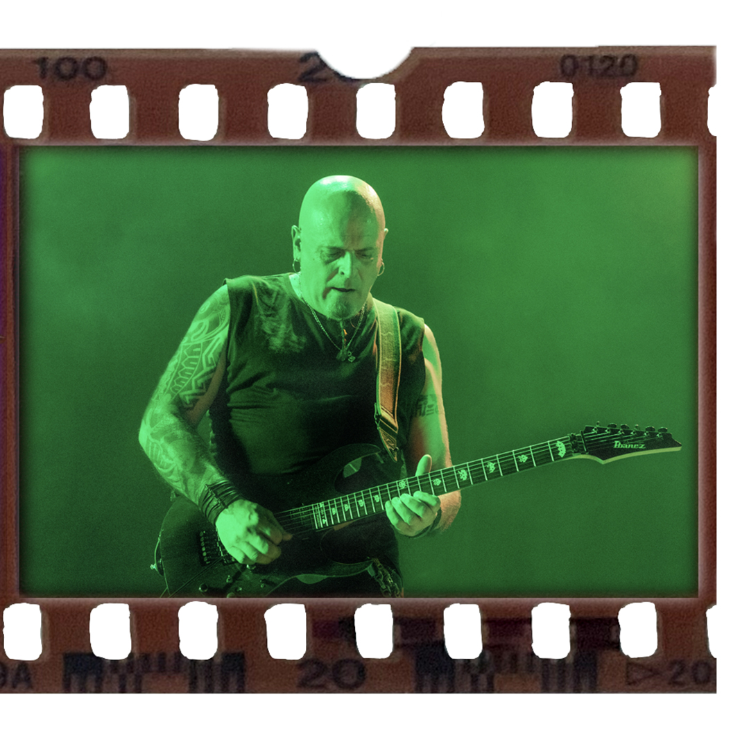 CMolinaPhoto's tweet image. Seguimos con músicos de talento y su #evolución  
Es el turno de #Carlitos. Pasión por la música, por su trabajo  y por las seis cuerdas.
@runallenaofic
#Kabrones
@Guitarlitozz