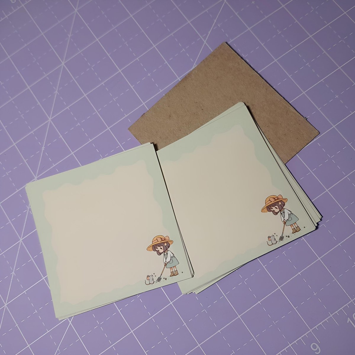 Finally making cute memo pads to add to my storefronts! ♡ ^~^ 
What do you all think about the design? 
The memo pads are going to be 3' x 3' (7.62cm x 7.62cm)
#etsyseller #etsystationery #stationery #stationeryshop #koreanstationery #japanesestationery #kawaiistationery #kawaii