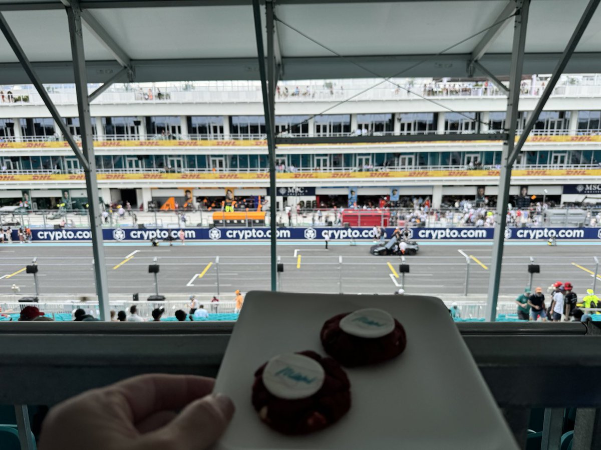 At ⁦<a href="/F1/">Formula 1</a>⁩ Miami Grand Prix; the Porsche CUP was amazing!