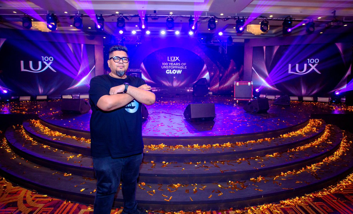 SHOW
LUX 100 Years of Unstoppable Glow.
#DJBandhan #Lux #Unilever #UnileverBangladesh #glowingskin #glow #liveset #house #progressive #techno #technomusic #techhouse #party #music #festival #party #club #event #dj #style #djproducer #performer #pioneer #musician #artist #pioneer