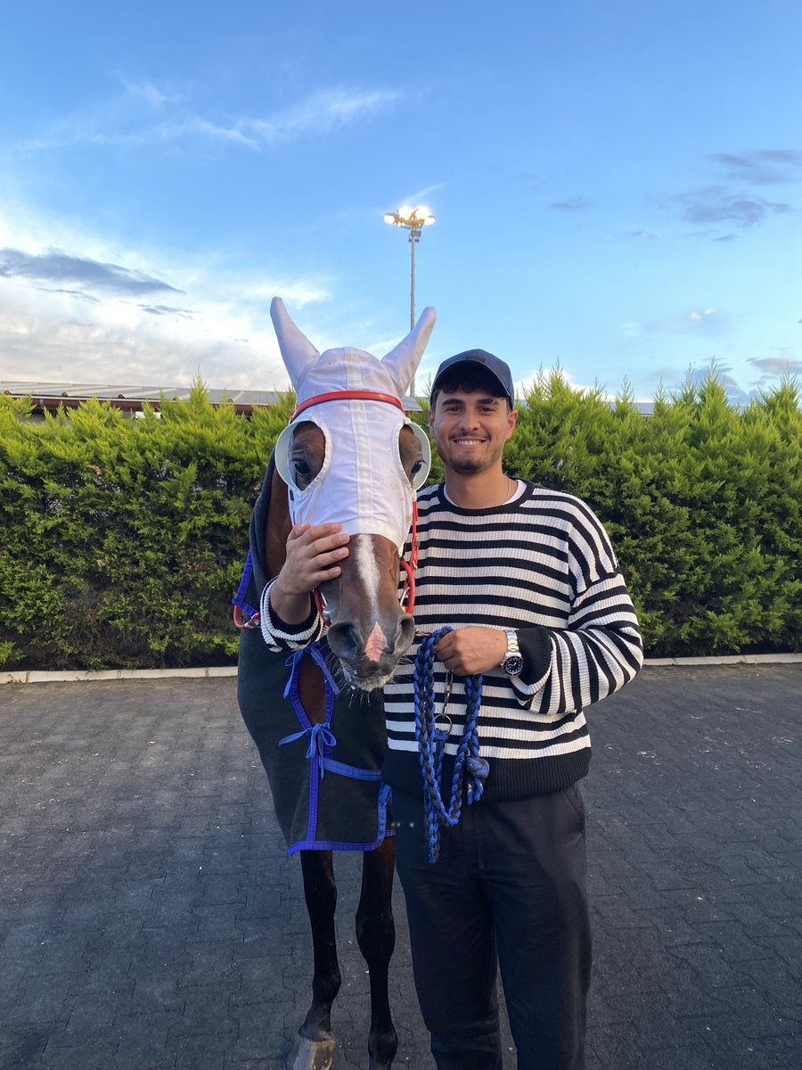 Antrenörlük kariyerimin ilk yarışını 2.lik ile başlamak son derece mutlu ve heyecanlı idi darısı diğer yarışlarımıza 
#Dinamit