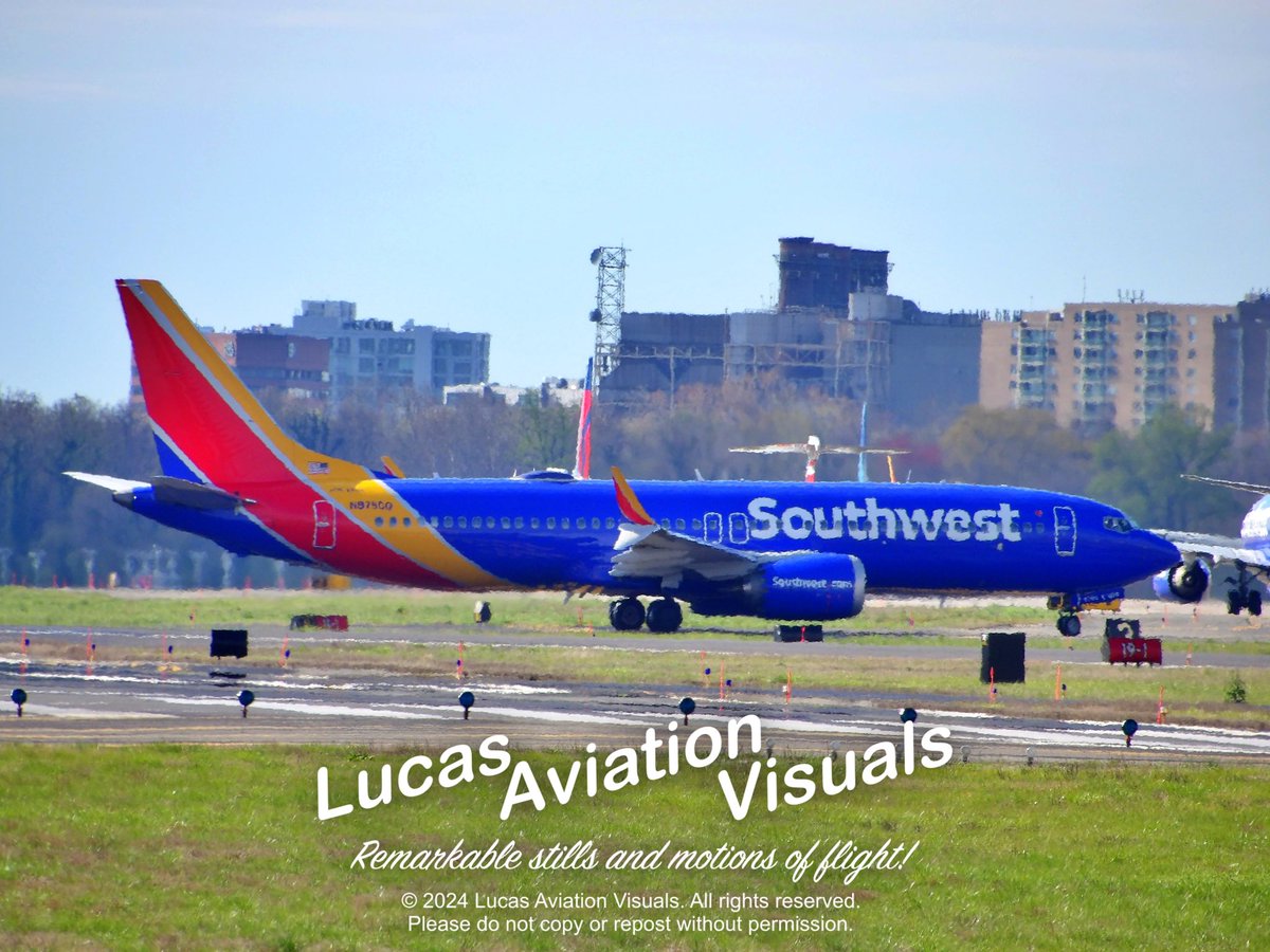 Love to the MAX! 😉💙❤️💛🤗 -LAV

✈️ @SouthwestAir @Boeing #737MAX 8 🎨 Heart Livery 🔢 #N8790Q 📍 DCA (@Reagan_Airport) 🛬 Runway 1 🗓️ 4-4-24 📸 @Kodak @KodakPIXPRO AZ528

#LAV #FlyReagan #Southwest #SouthwestAirlines #SouthwestHeart #SwaPic #Boeing #Boeing737 #Boeing737MAX