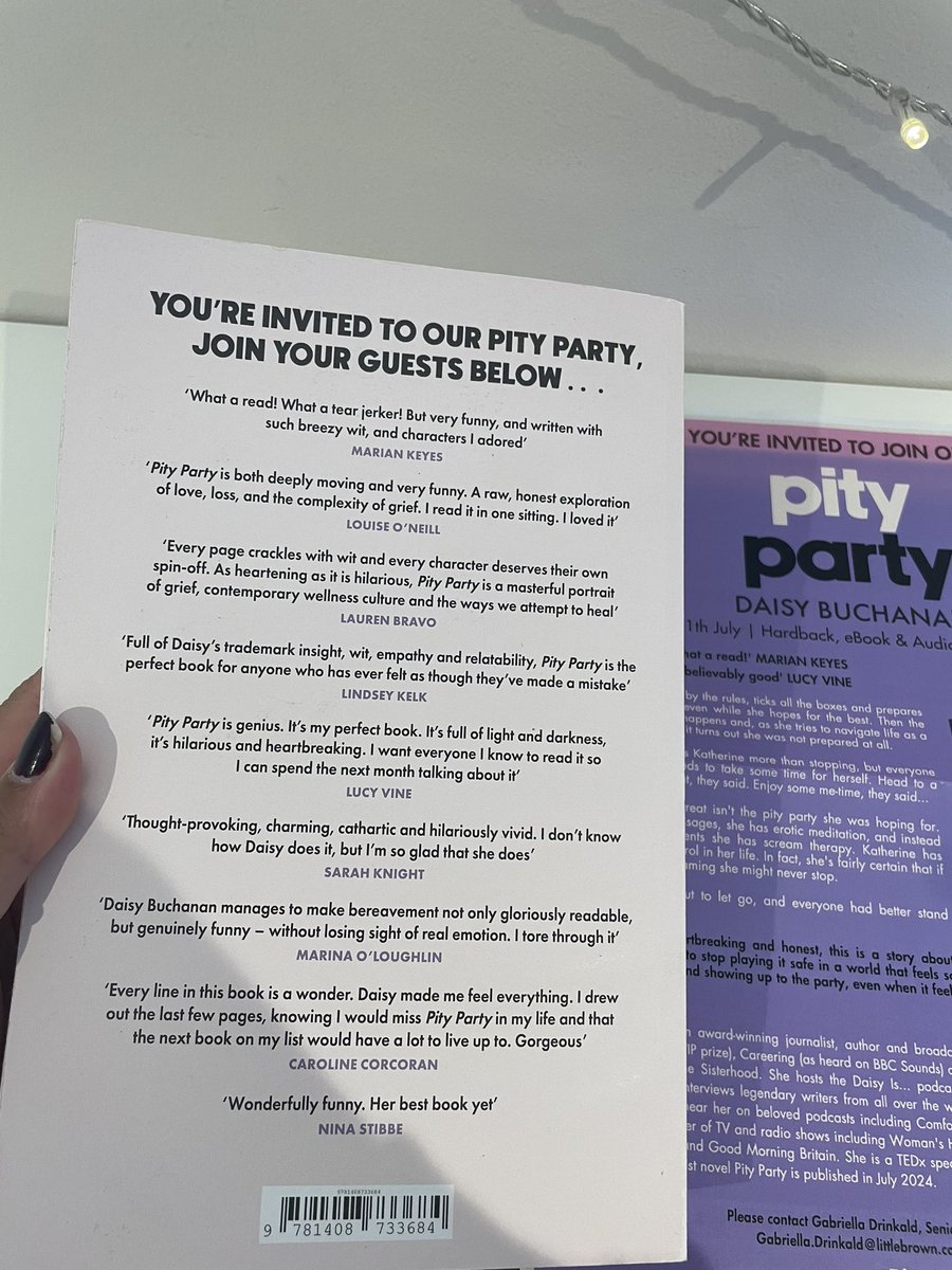 Ever since @NotRollergirl told me about her new novel back in Feb I have been giddy to read it! #PITYPARTY looks right up my street & just LOOK at all those endorsements!! Thank you so much @Gabriellamay2 & the Little, Brown PR team!💜💜💜