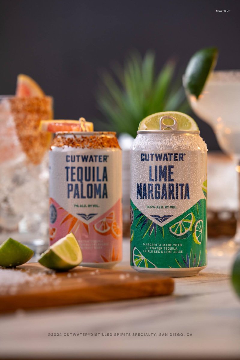 You have two choices: zesty lime margarita or citrusy grapefruit paloma. Which @CutwaterSpirits cocktail are you grabbing today?