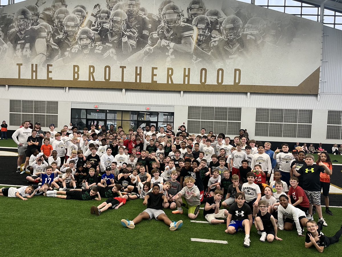 Hardingfootballcamps.com Youth football camp with the champs!! Best youth camp in the country (in my opinion:) our coaches and young men work extremely hard to make your son or daughter’s experience awesome! Come get some!!!
