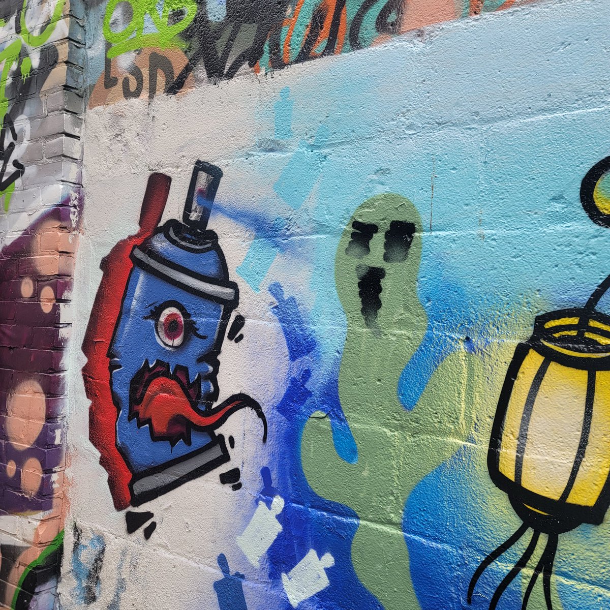 #JanesWalkTO graffiti alley time