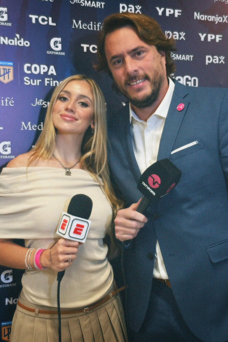 arrancando con una eminencia del cdj @chiquitogarcia ⚽️🏟️🎙️