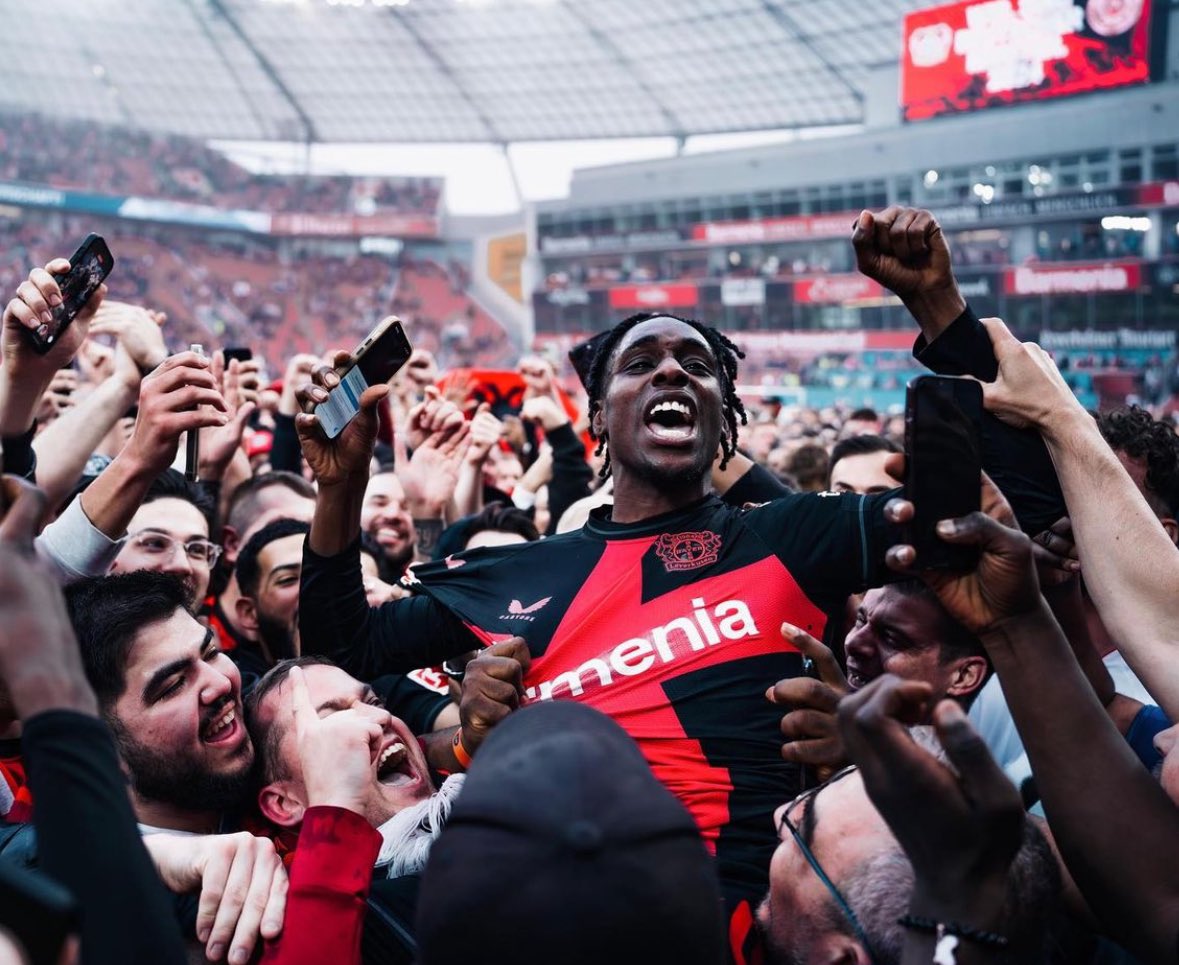 🔴⚫️🇳🇱 Jeremie Frimpong’s insane season as RWB continues, one more goal today…

…making it 14 goals in all competitions this season under Xabi Alonso.

14 goals, 11 assists for the 23 year old Dutch talent.
