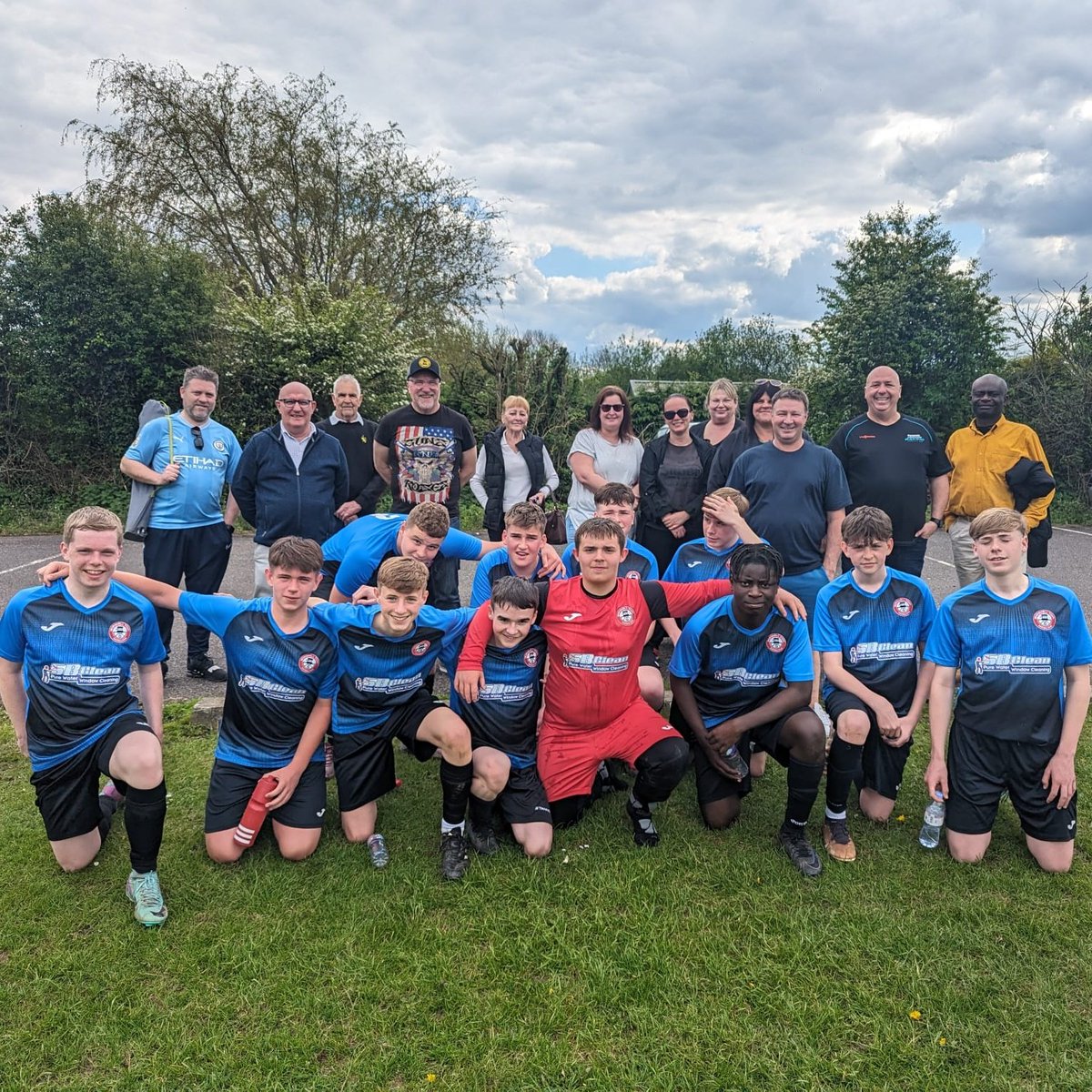 A massive well done to our U15s on an unbeaten league campaign. They played today with goalkeeper Harry in attack until he scored. Harry had been the only player not to have scored...until today 👏🏼⚽ The best of luck to the team who hope to win the double next weekend!