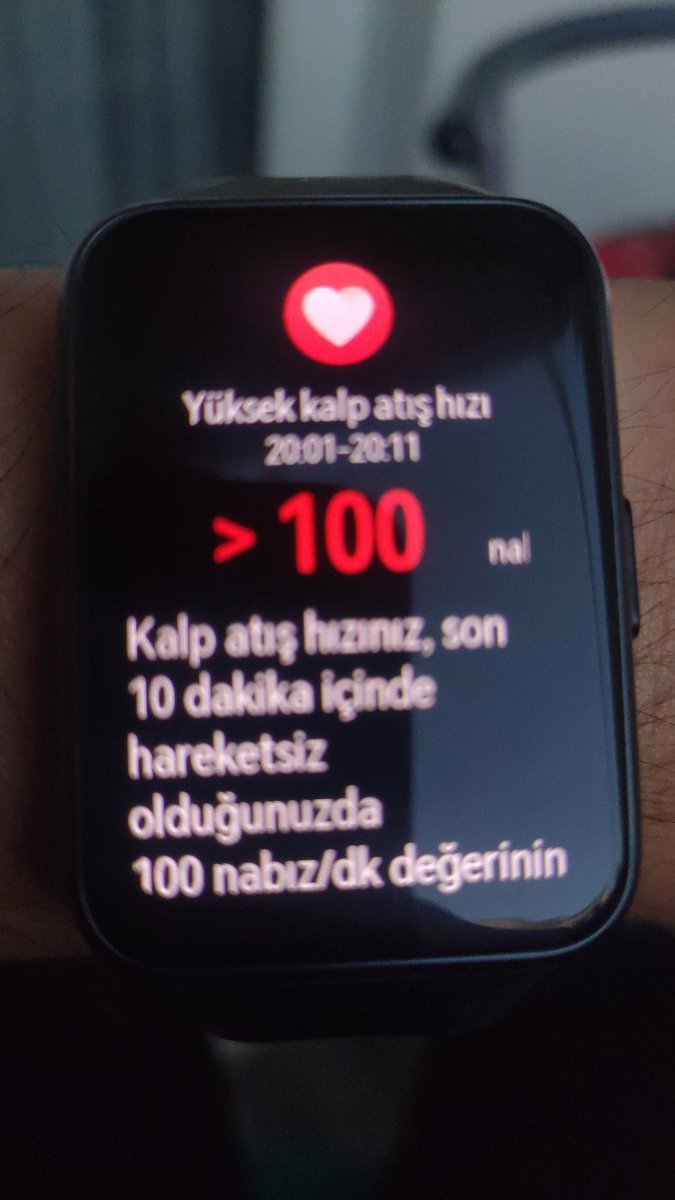 Kaansfree's tweet photo. @BanuSydn Tam fotoğrafına bakarken şöyle bişi oldu. https://t.co/2q8FewQ4Ey