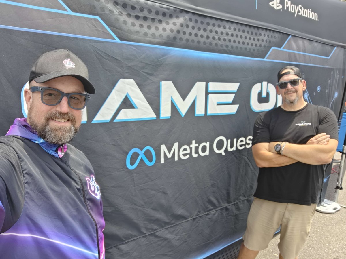 EricMasher's tweet image. This was an awesome event Saturday with @MetaQuestVR @ToddJacksonVR, and I were honored to be there for a meet and greet and on stage panel to talk about our passion #VR #questcreatorpartner #explorewithquest