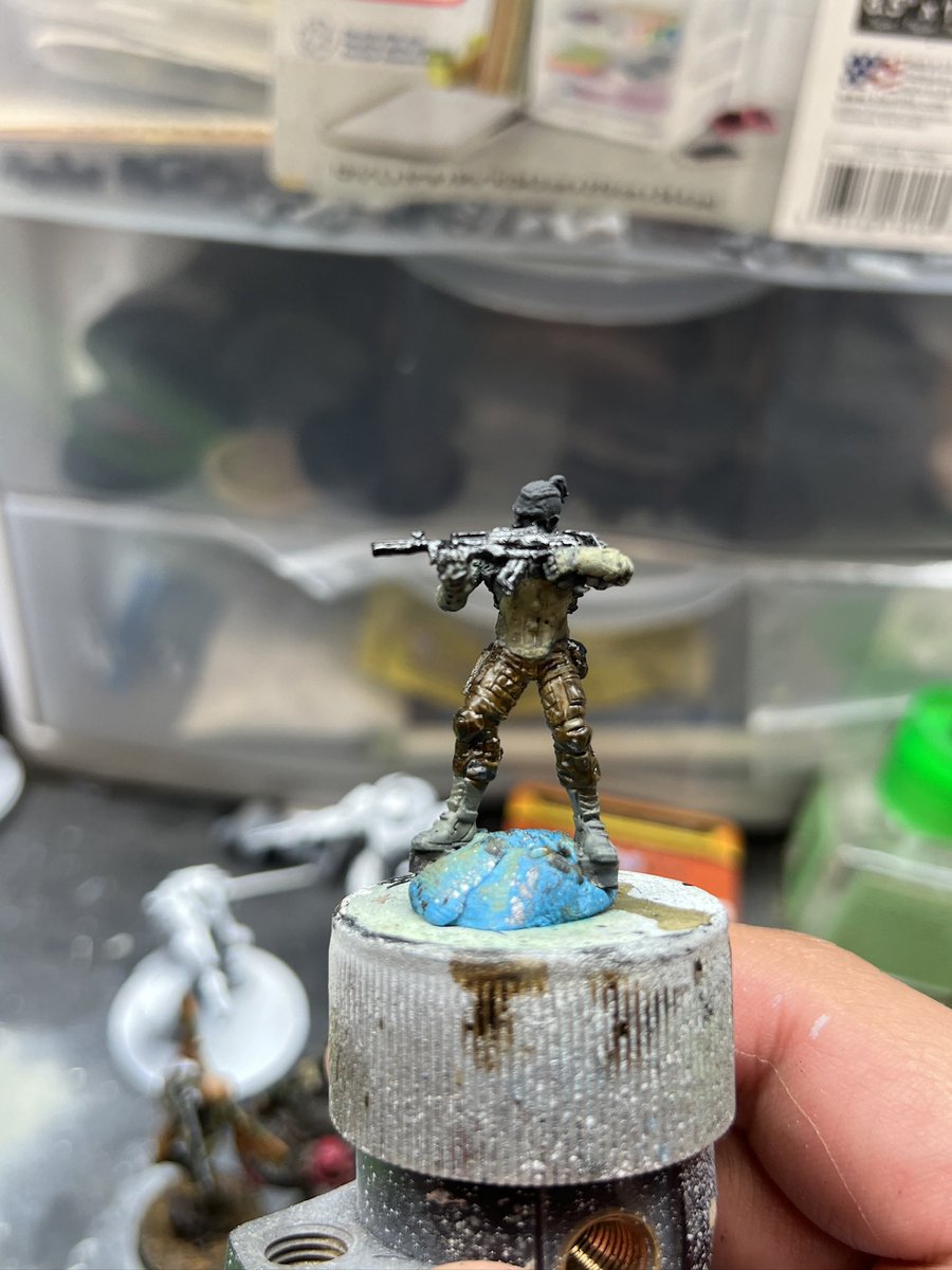 #hobbystreakday1349  kept shooting into coughing fits so I couldnt paint much today I think I’m towards the end of this sinus infection tho #infinitythegame #corvusbelli #hobbystreak #warmongers #haqqislam