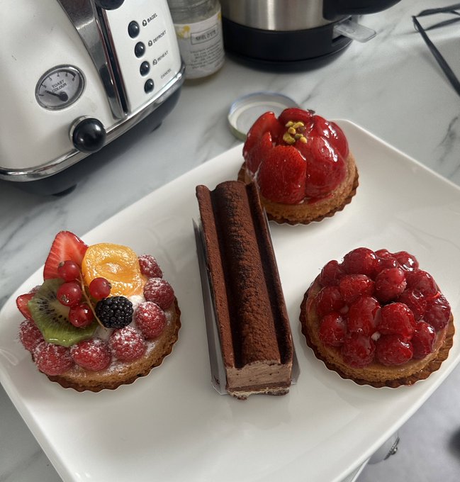 Little treats https://t.co/kL1ktmvqlZ<a href="/tag/apclips"class="tags"><span>#apclips</span></a>