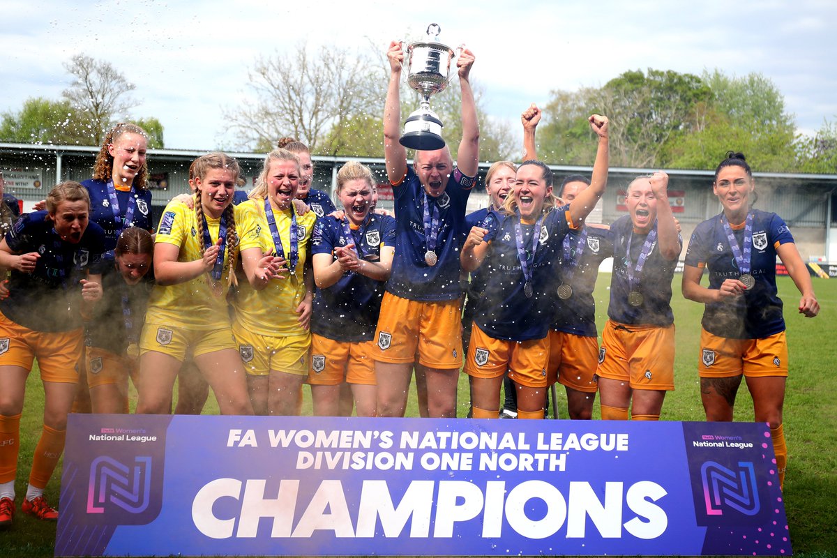 Painting the town orange 🧡 @HullCityLFC revelling in their Division One North title 👏 #FAWNL