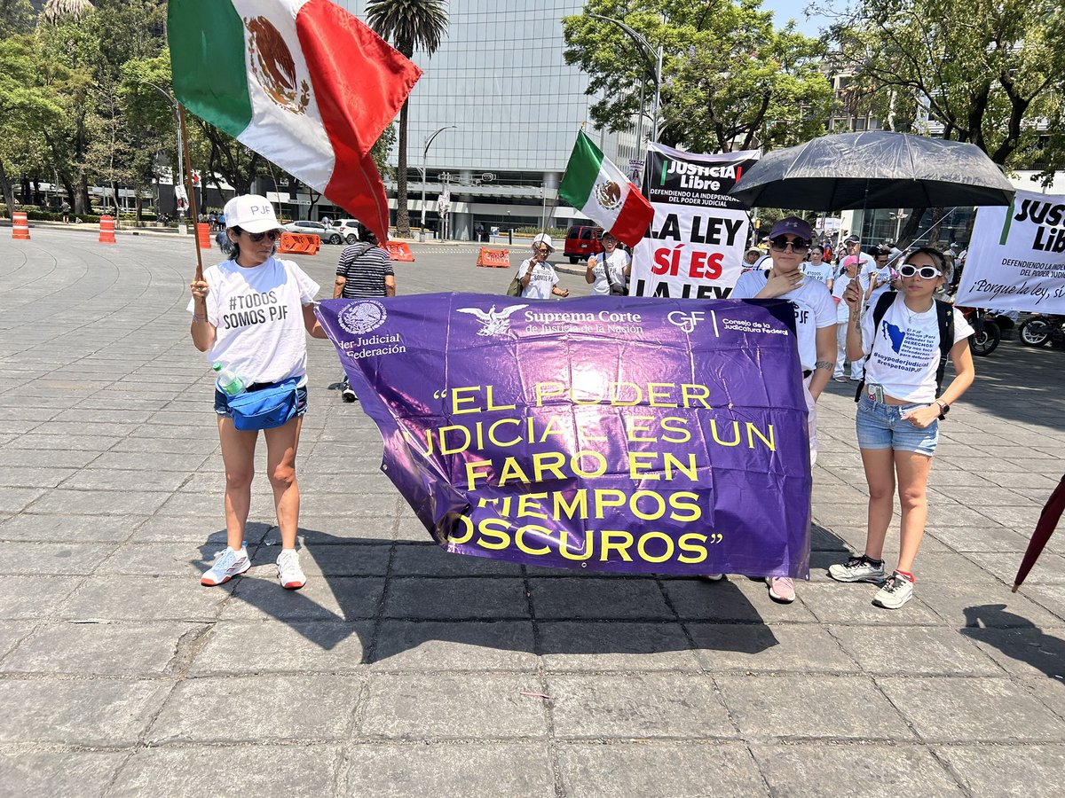 Nunca un tapete será igual a una Toga: Magistrado Reynaldo Manuel Reyes. 

Mensaje para @ArturoZaldivarL en la concentración del Poder Judicial.

@SCJN @CJF_Mx