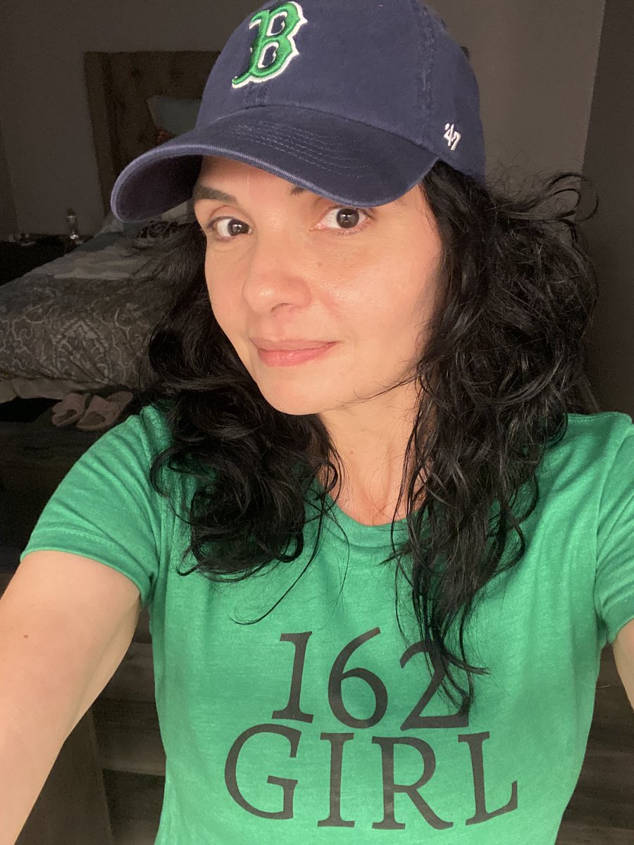 Let’s go @RedSox 
#162Girl #DirtyWater #NoMakeupSunday #Thisis49