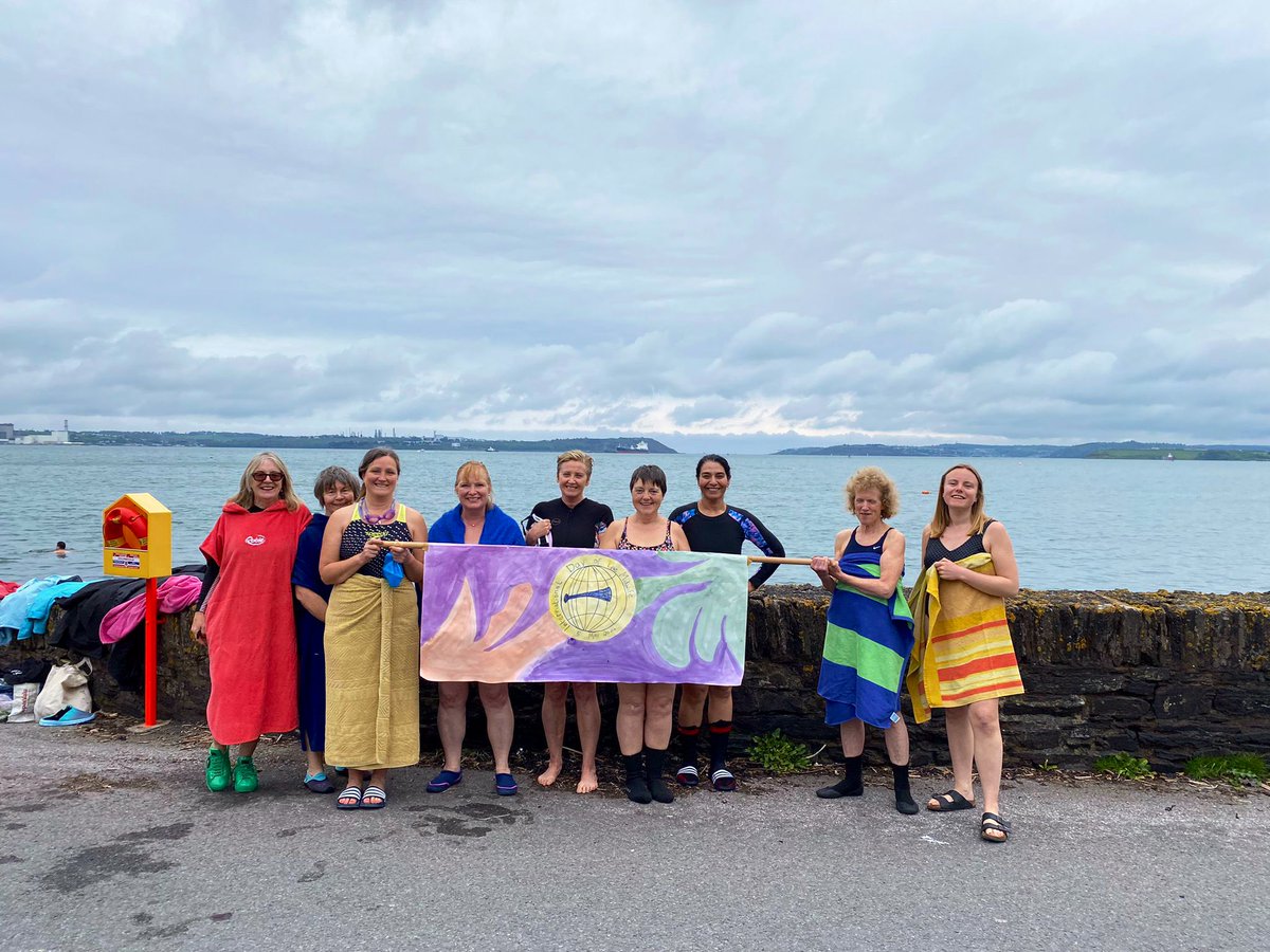 Some of our Cork midwives finishing off International Day of the Midwife with a charity swim for @MSF_ireland in Cobh. 💪