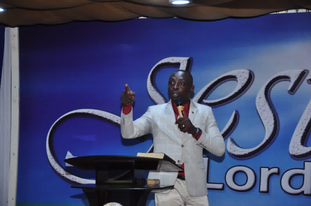 Ktm_anyigba's tweet photo. “Cross session of today’s celebration service” Topic: The Outpouring Of Divine Help. #happysunday #pstsegun #ktmservice https://t.co/CM4kz738gk