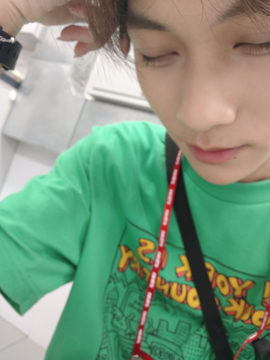 Martin83248750's tweet photo. 好像没什么能发的照片 https://t.co/0uhHwYUzae