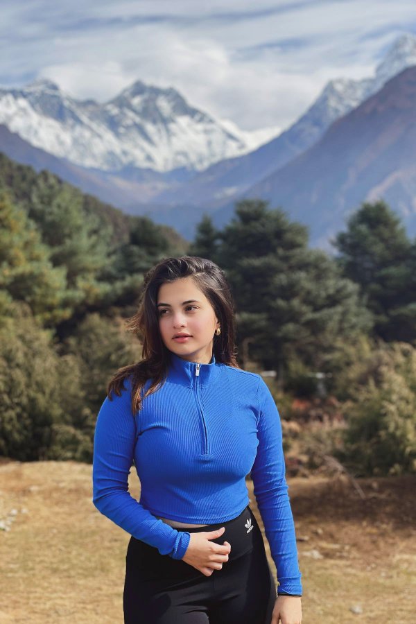 GM1Rw4PXAAAuO1c?format=jpg&name=900x900