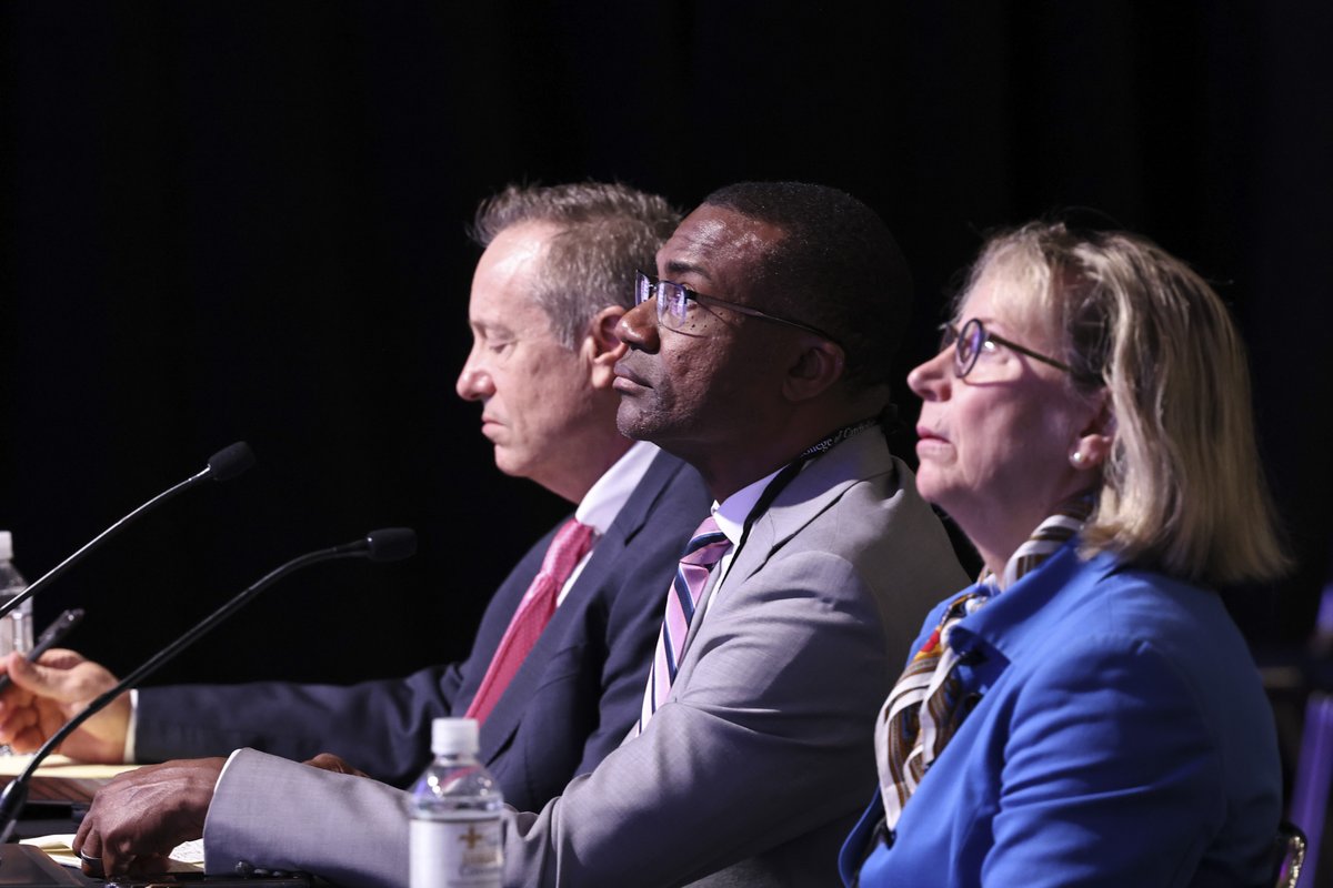 Do you have a research idea in the area of Women’s CV Health? 

May 8 is the last day to submit your proposal to Heart Tank for a chance to win $5,000 in seed research funding &amp; the opportunity to compete at the Heart Tank Finals at #ACC25 in Chicago! bit.ly/3Uon1Os
