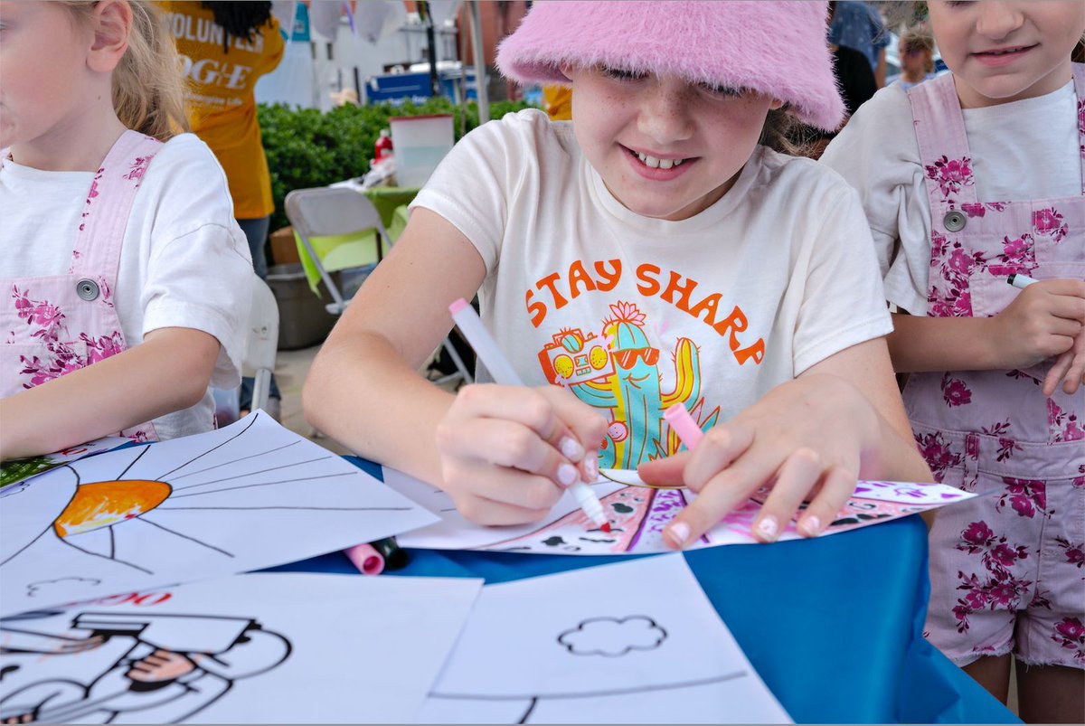 Our festival would not be complete without fun activities for kids! The 2024 Paseo Arts Festival has a designated area just for children! It's the perfect place to encourage the artists of the future! Learn more about the festival activities for kids on our website.
