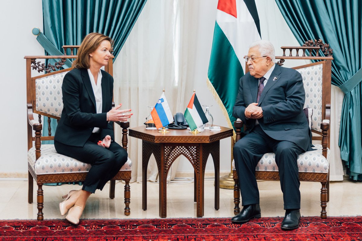 MFEA 🇸🇮 @tfajon met representatives of #Israel & #Palestine and expressed hope that the Cairo negotiations would lead to an agreement on #ceasefire & release of hostages. She called on Israel to abandon its plan to attack #Rafah. '#Dialogue must replace weapons.' - MFEA…