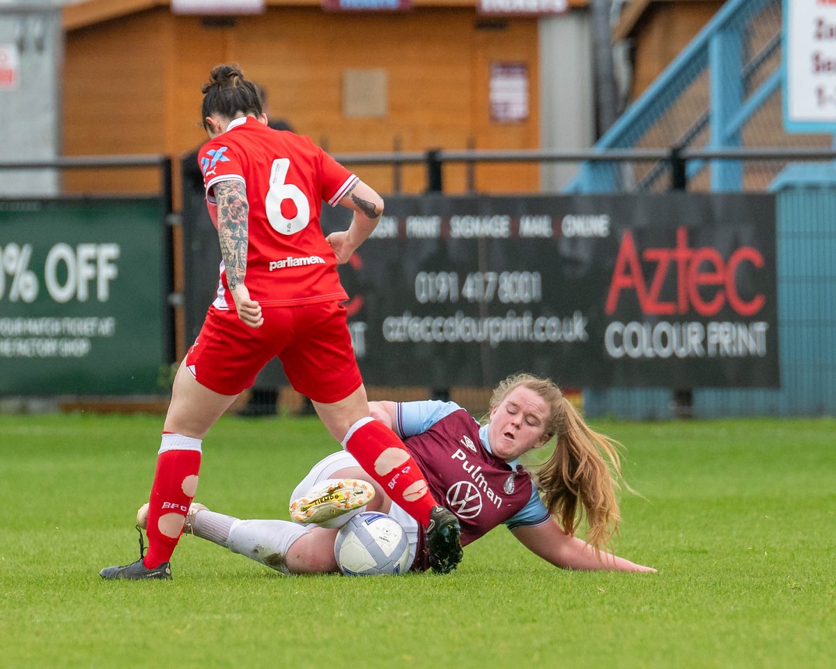 It wasn't to be for @SSFCWomen as they went down 5-1 at home to the league favourites @BarnsleyFCW at the 1st Cloud Arena.  #SSFC #alwaysready