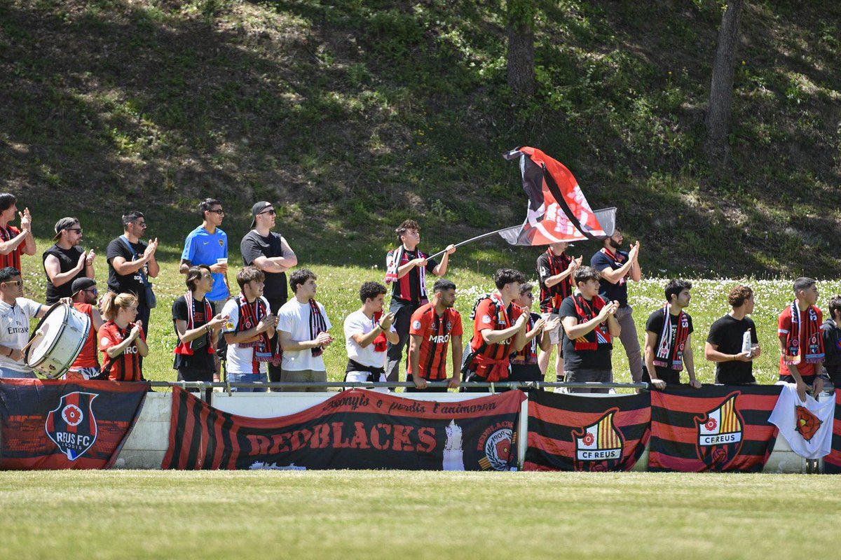 𝘼𝙑𝙐𝙄 𝙃𝙀𝙈 𝙂𝙐𝘼𝙉𝙔𝘼𝙏 🐺❤️🖤

🫶Gràcies, gràcies i mil gràcies més, roig i negres! 

📸 @FundacioUETona 

#reusfcr🔴⚫️ #somreusfcreddis