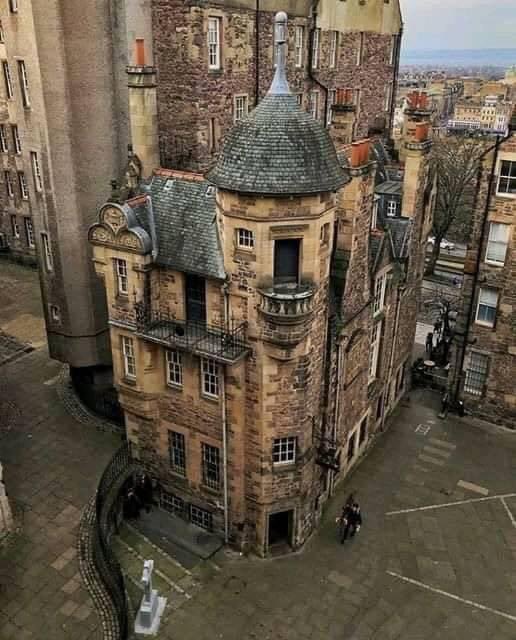 😱 Museo de los Escritores🖌 (Edimburgo, Escocia)