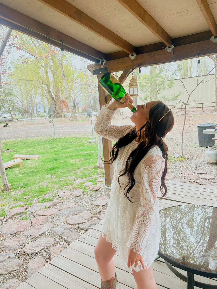 SageHarper24's tweet photo. When you have your bridal shower and then have to go try out a pony, this is the vibe😂🤪💍🖤 https://t.co/S3STMsago1
