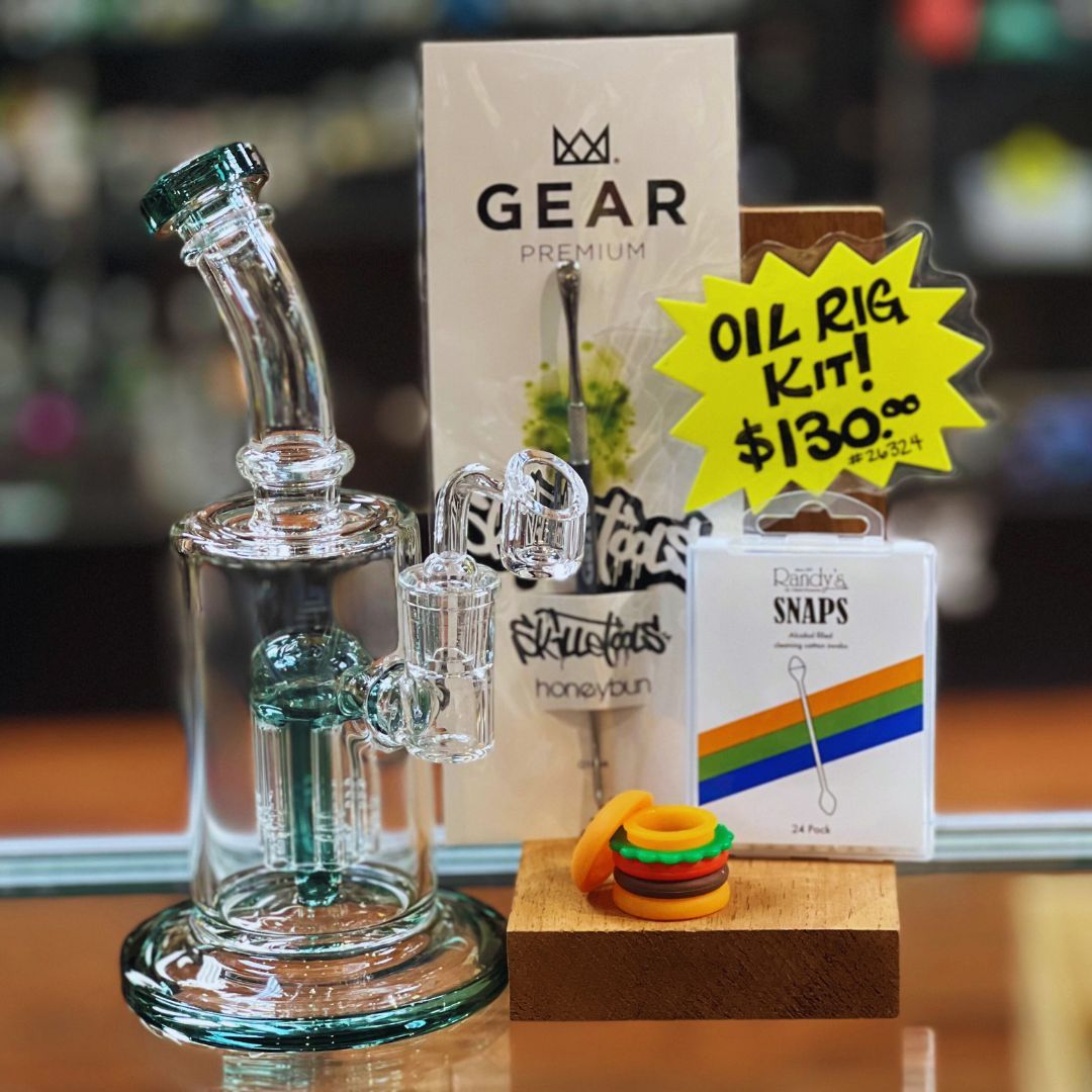 New oil rig kit on the shelves! Get everything you need all together 😎 Plus, how cute is this hamburger silicone container?!  

#allinonekit #oilrigkit #smokeshop #reddeer #centralalberta #shoplocal #gearpremium #randyssnaps #glassrig
