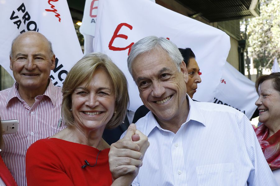 #LTDomingo | Tres meses sin Piñera: el difícil reacomodo de Chile Vamos bityl.co/PhxE