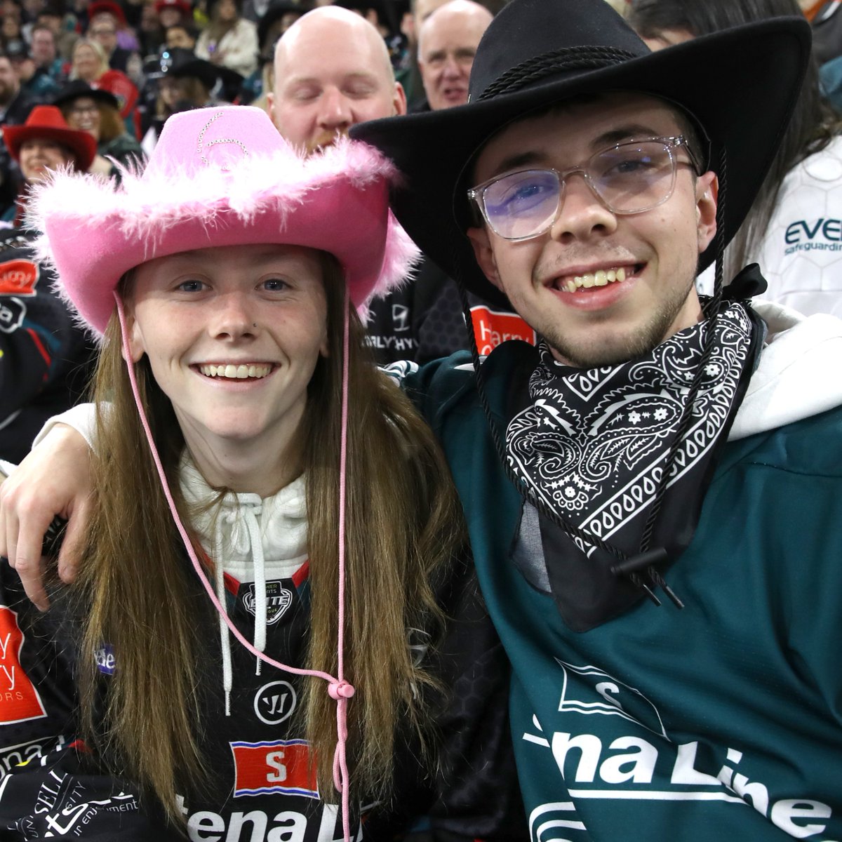 Teal Army, you sure do know how to do themed nights! 🔥 Check out some of the fire country fits from the 2023/24 season's Cowboy themed game night. 🤠 #WeAreGiants #GiantsTogether