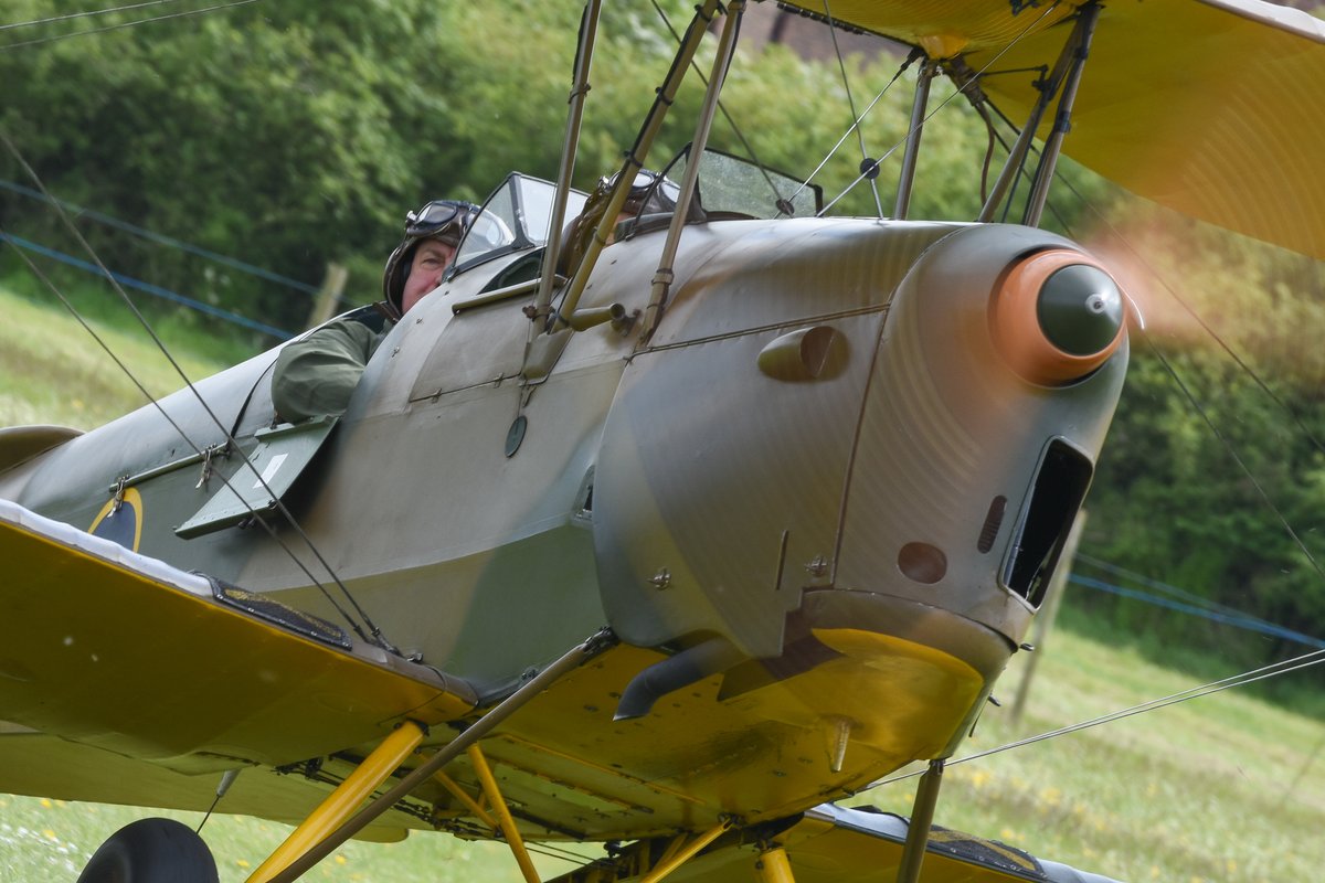 Tiger Moth action in Oxfordshire yesterday 🙂
#biplane #flying #experiences