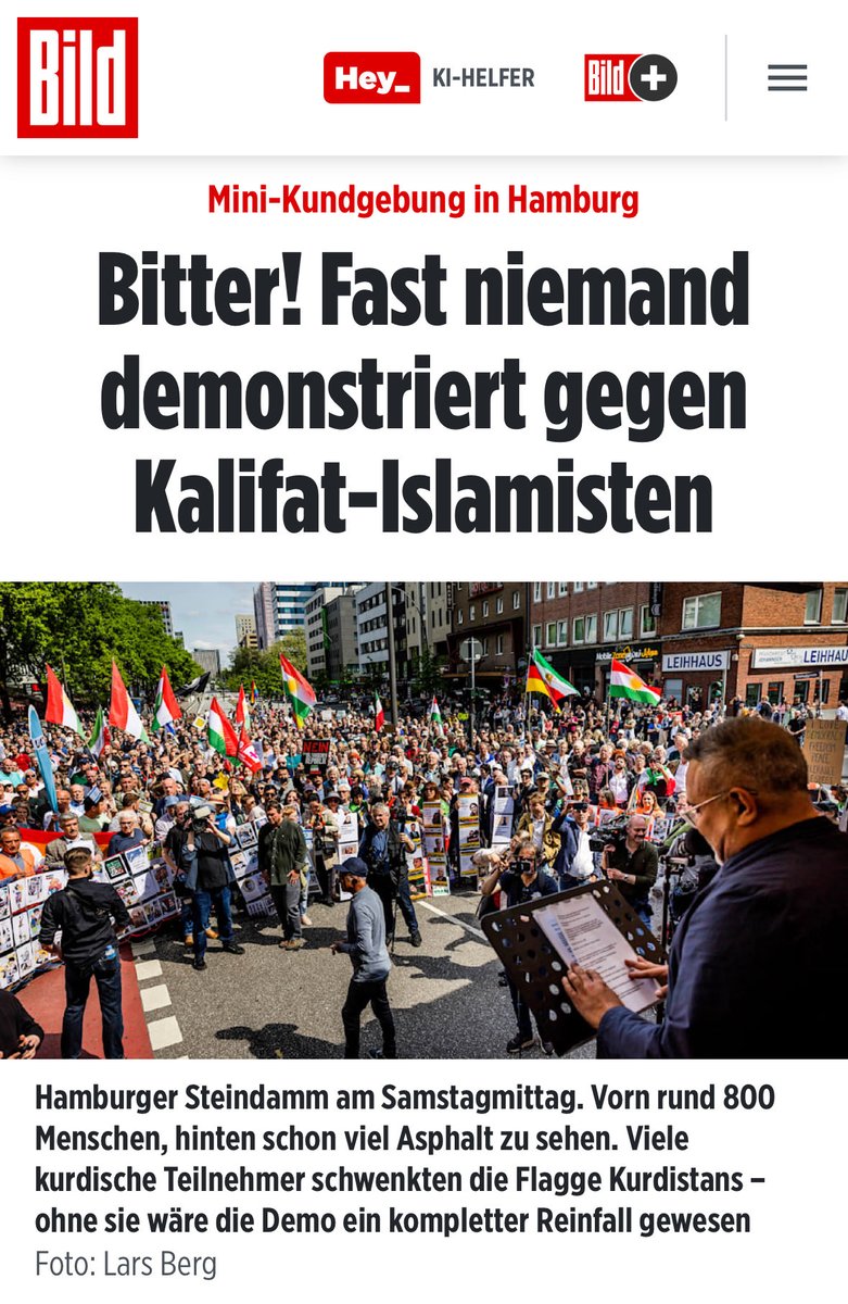 So, und jetzt alle mal kräftig lachen über die sog. #Wirsindmehr 🤡 
Die #Kalifat Gegendemo war ein voller Erfolg für die sog. Demokraten. 😂😂😂

Oder anders ausgedrückt:

„#Hamburg“ kurz vor der Assimilation !
