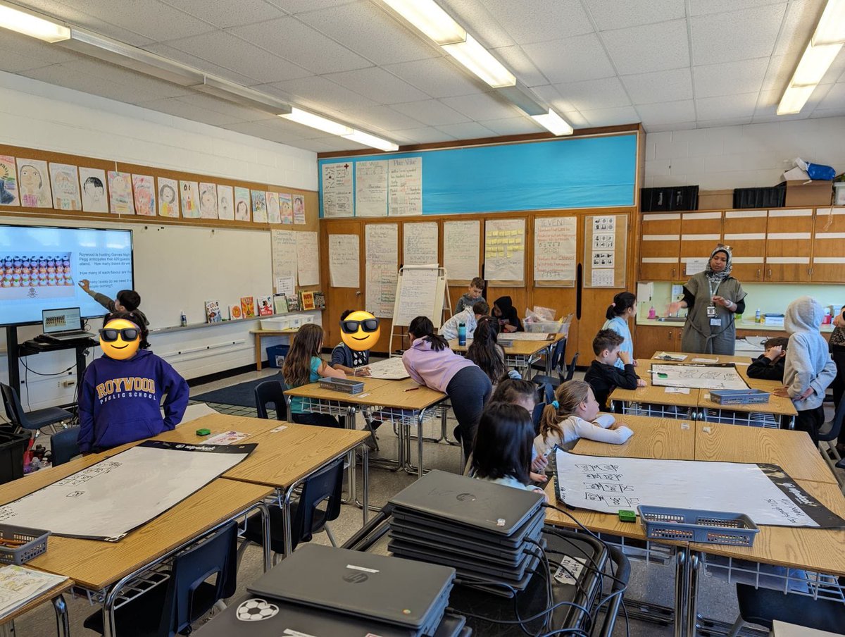 The students in Mr. Pereras classroom have been using @Wipebook to help them with multiplication (repeated addition) problems in class. Take a look at some of their strategies!
#buildingthinkingclassrooms #mathmatters #thinkingkids @MoePerera @PrincipalPegg