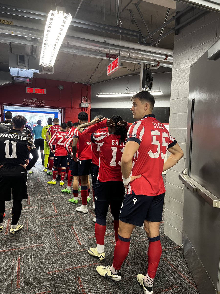 It’s @atletiOttawa vs Valour FC from TD Place with Atleti looking to keep up their unbeaten start to the season. Join @TheSuperAJ and @gwsmith63 next on TSN 1200.