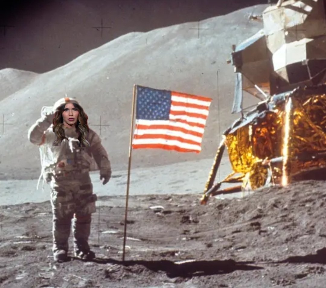 @KristiNoem Why didn't you mention your moon visit?!