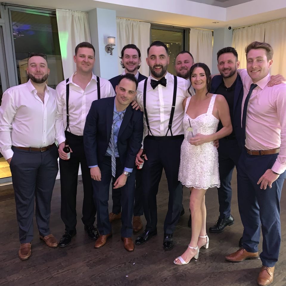 Congrats to 3x SHL Champ and 5x league all star @troche91 on his marriage to his lovely bride Jenny last night! He becomes the 2nd Backdoor Bandit to get married! Dobbs up next! #BlowTheWhistle #86Mets